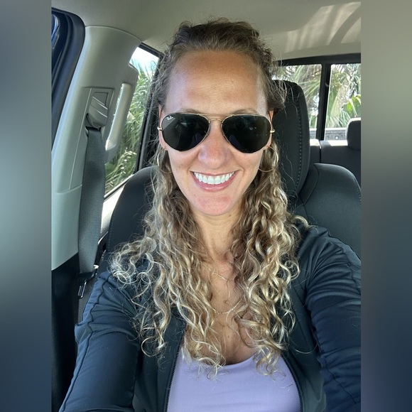 Meet your Posher, Leslie - Picture 8 of 8